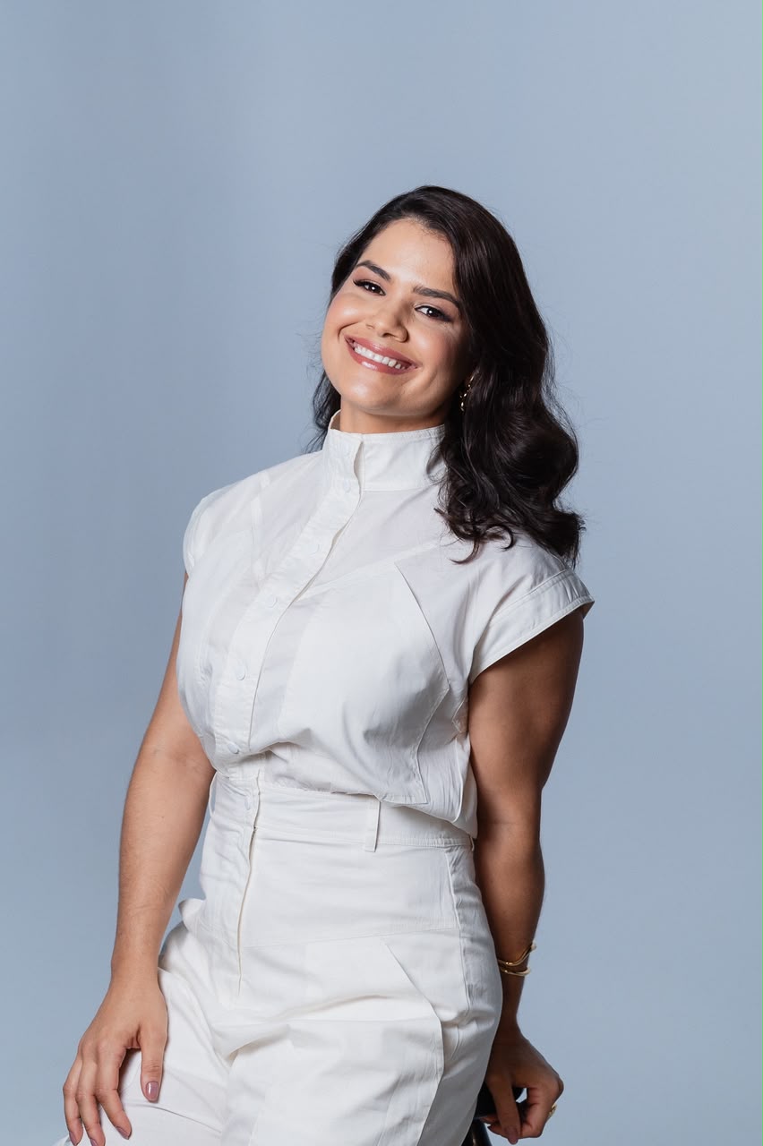 Dra. Priscila Carvalho, ginecologista da Clínica Aflore